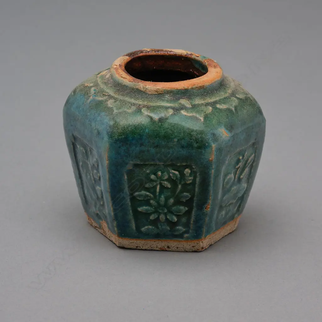 Chinese stoneware jar, c.1875 Image 1++